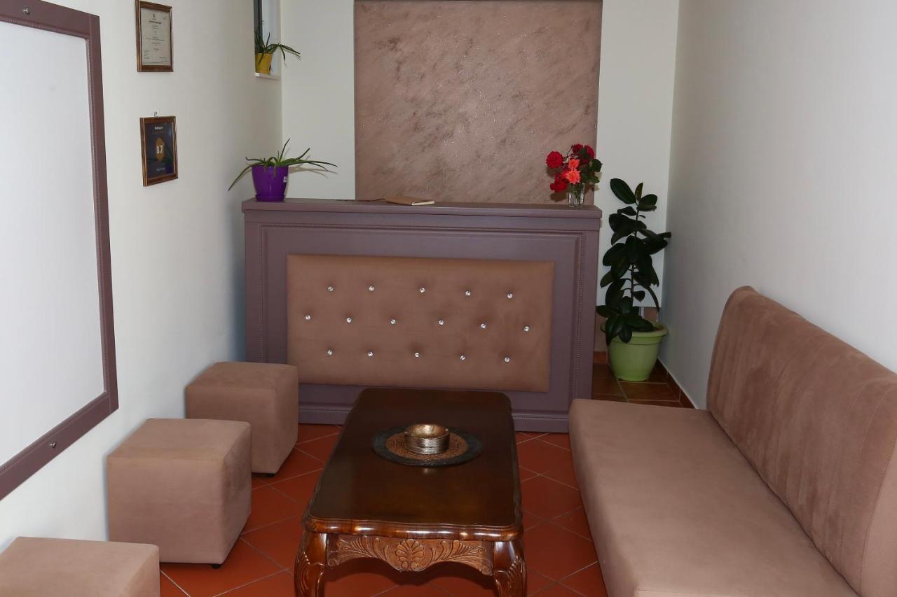Hotel Venezia Golem  Bagian luar foto